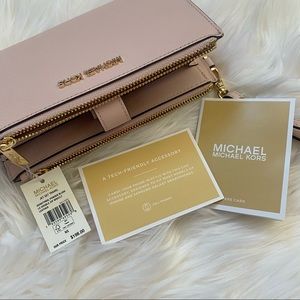 Michael Kors Jet Set Travel Double Zip Wristlet